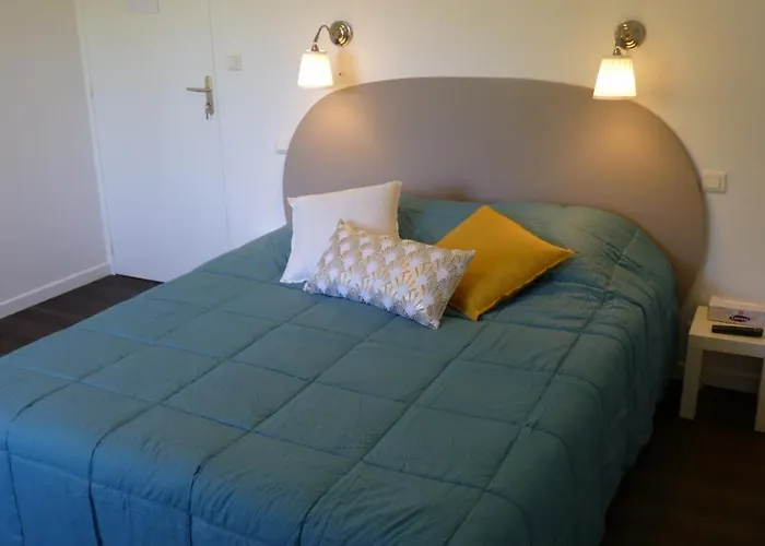 Les Petits Jardins Frühstückspension Marcillac-Vallon