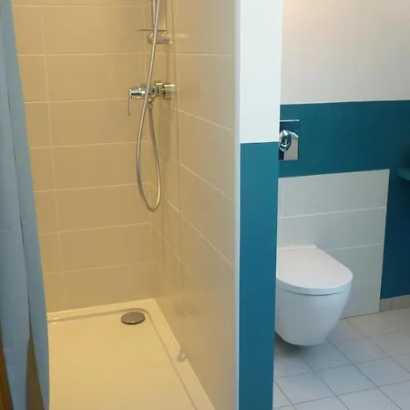 Les Petits Jardins Couette-café Marcillac-Vallon